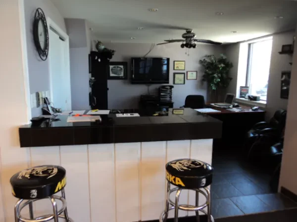 Husher Car Company - photo 3