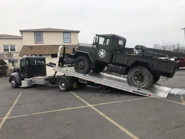 Hacketts Towing & Recovery - photo 4