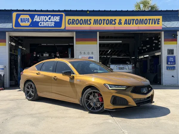 GROOMS MOTORS & AUTOMOTIVE - photo 3
