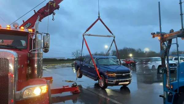 Underwood's Towing - photo 3