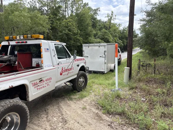 Johnson's Towing - photo 3