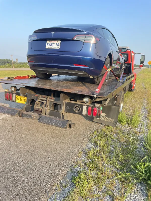 Jones Towing - photo 2