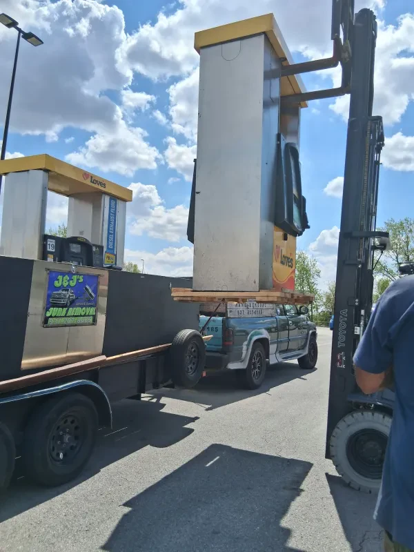 Love's Truck Care - photo 4