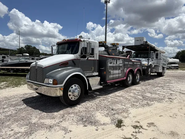 Caleb Towing & Transport - photo 3