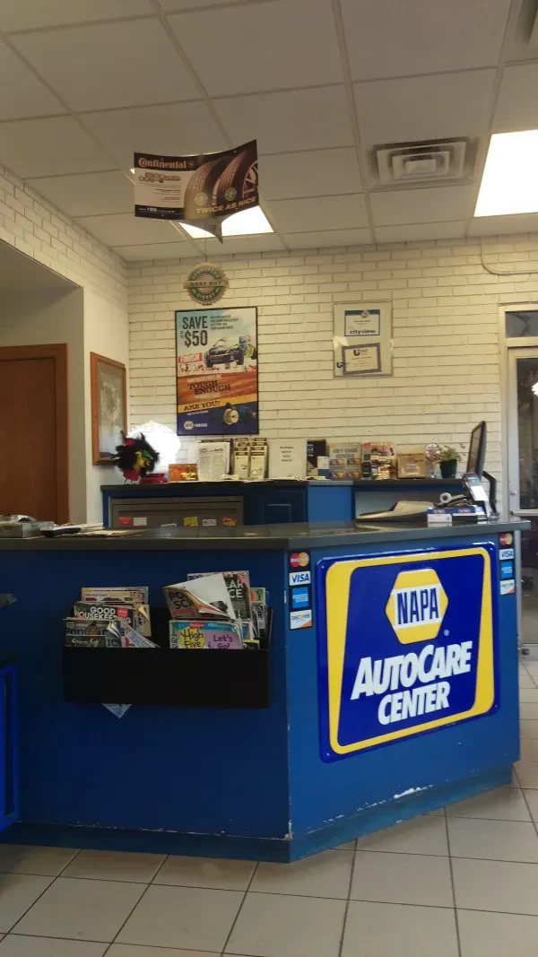 Higgins Plaza Service - photo 4