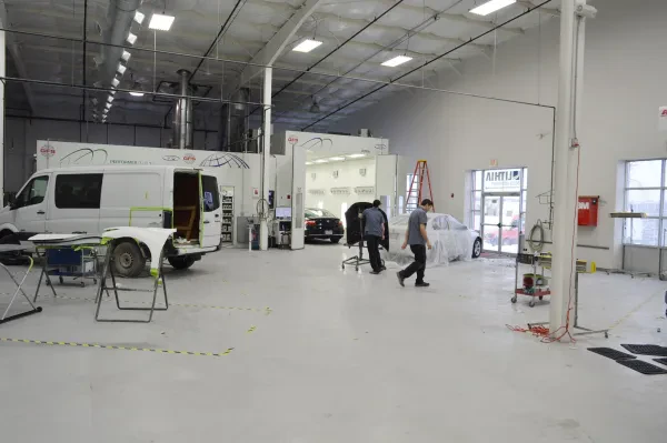 Lithia Body & Paint of Des Moines - photo 2