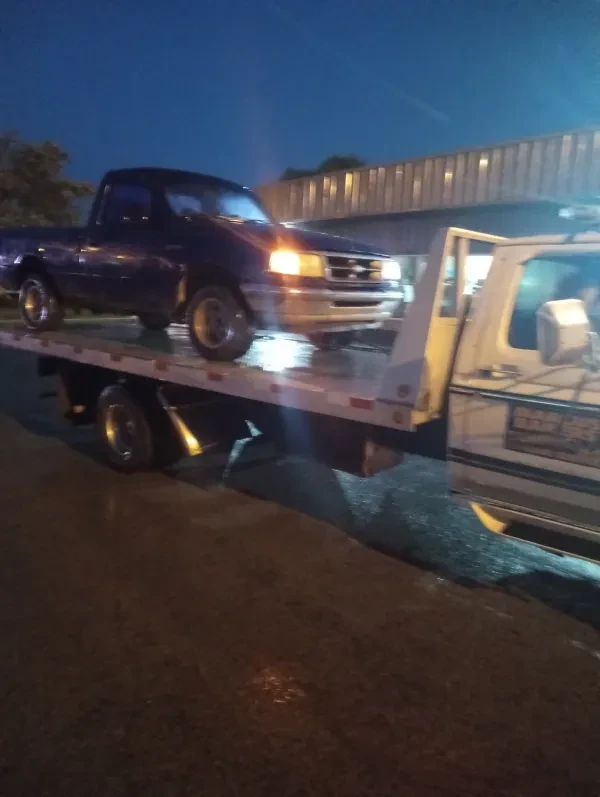 Marcus Bakers Towing - photo 4