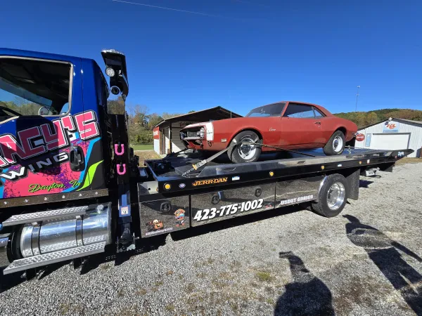 Tracy's Towing - photo 2