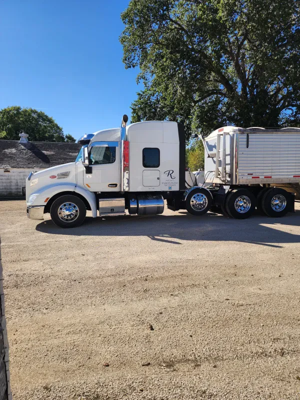Whittemore Truck & Trailer Inc - photo 2