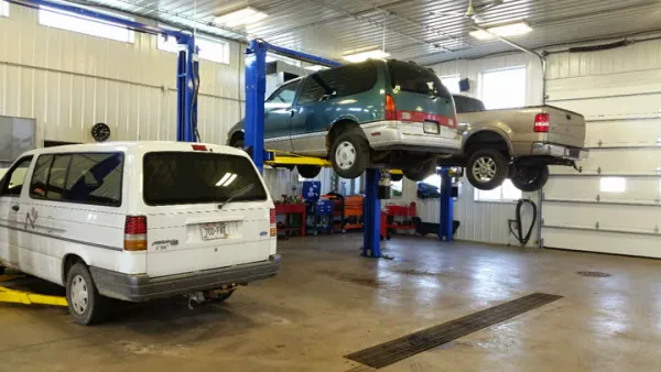 D's Auto Repair - photo 3