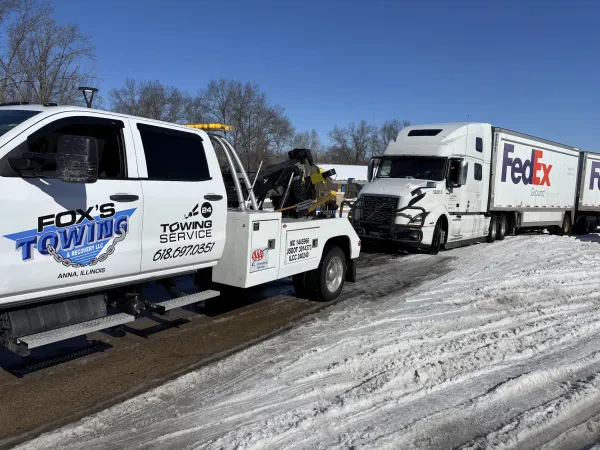 Fox's Towing & Recovery - photo 2