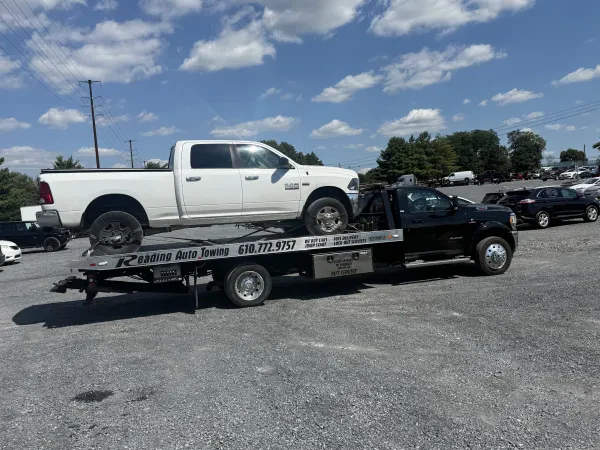 Reading Auto Towing - photo 4