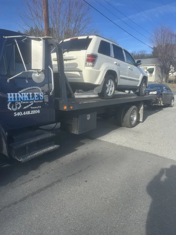 Hinkles Towing & Recovery, LLC - photo 3