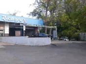 Richard's Service Station