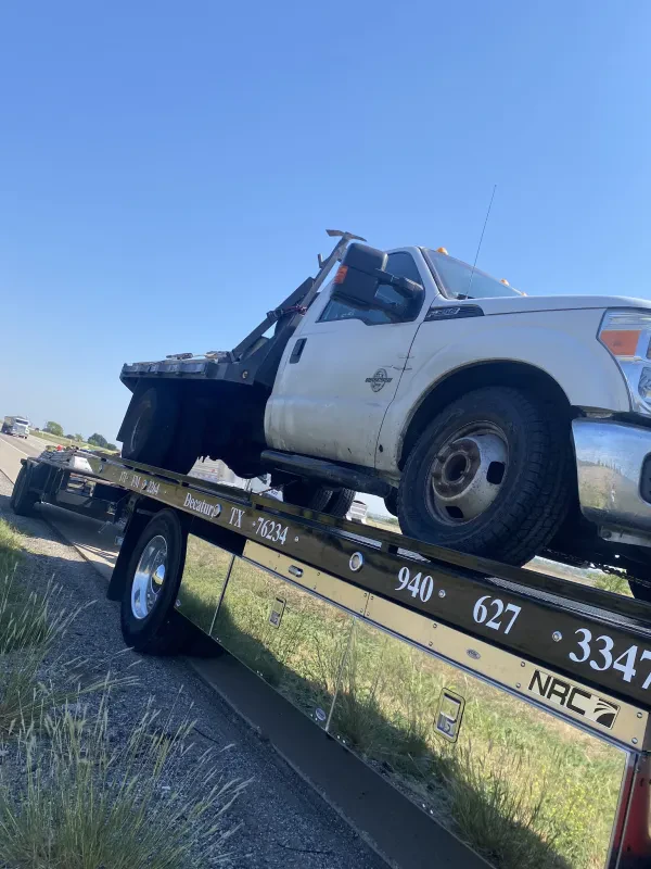 Kemp's Wrecker Services - photo 4