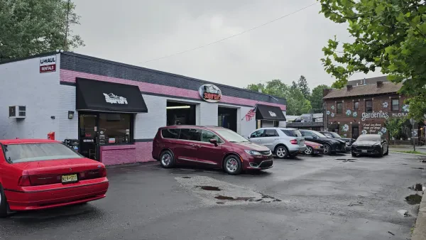 Supercars Garage Auto Repair - photo 2
