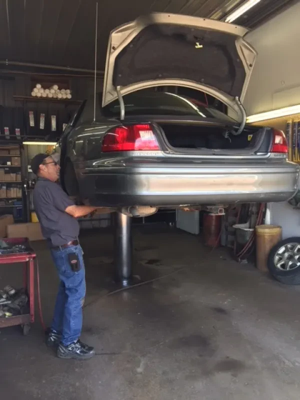 Jerry's Automotive - photo 3
