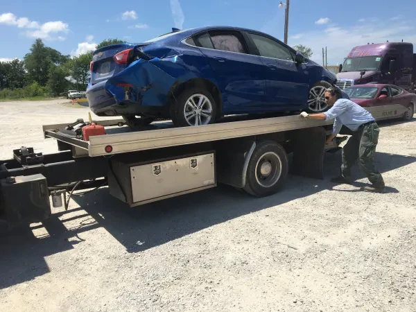 Mitchell Towing - photo 4