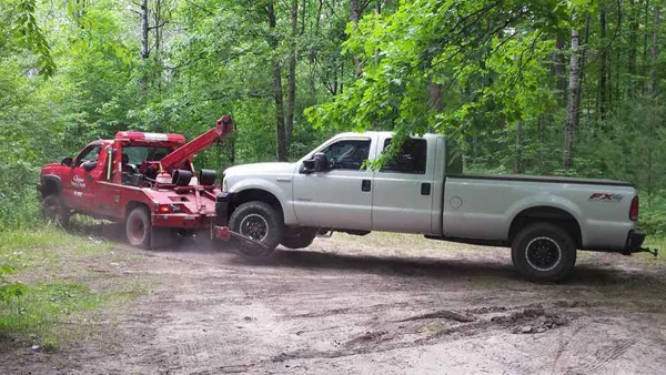 Quinn's Towing - photo 4