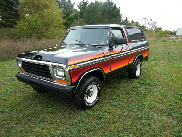 Jeff's Bronco Graveyard - photo 2