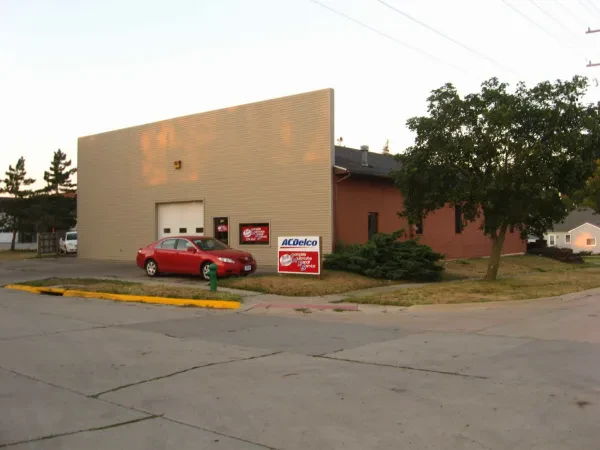 Mark Hansen Auto Repair Service - photo 2