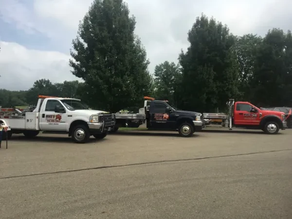 Mike's Towing - photo 4