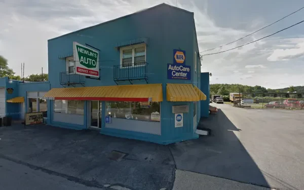 Newlin's Auto Service Inc - photo 4