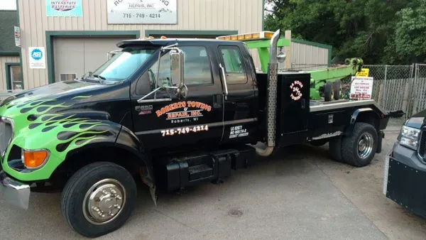 Roberts Towing & Repair Inc. - photo 2