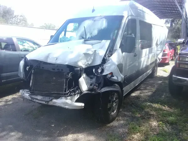 R & J Towing of Putnam County Inc. - photo 3