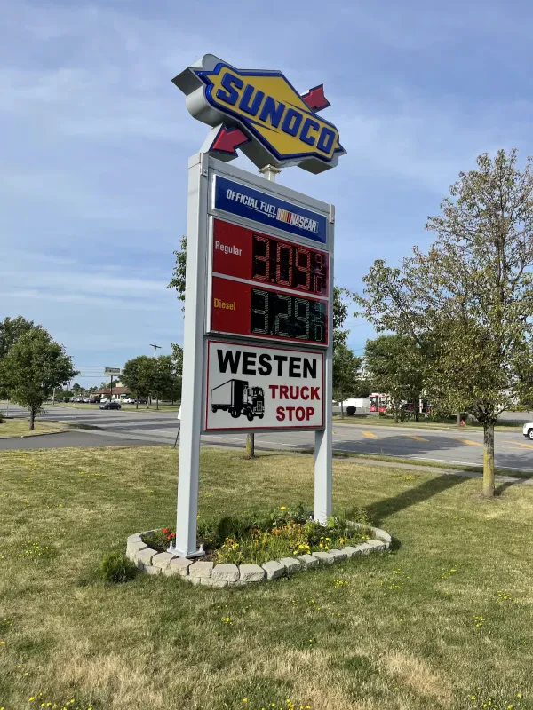 Westen Truck Stop - photo 4