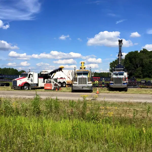 Interstate Heavy Duty Towing and Semi Truck Towing Service - photo 2
