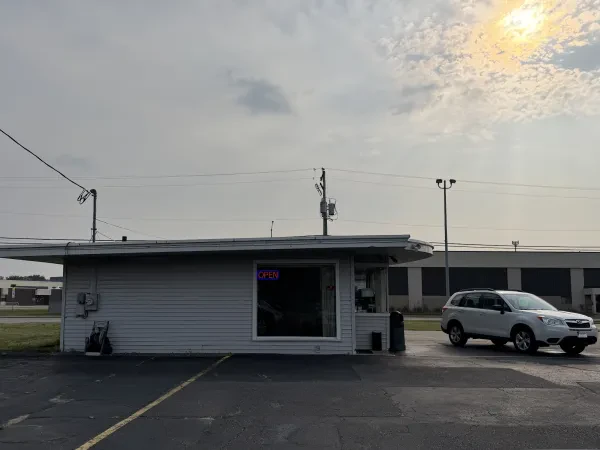Flatoff's Gold Key Motors - photo 4