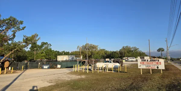 Tom & Jerry's Recycling, and Propane inc. - photo 2