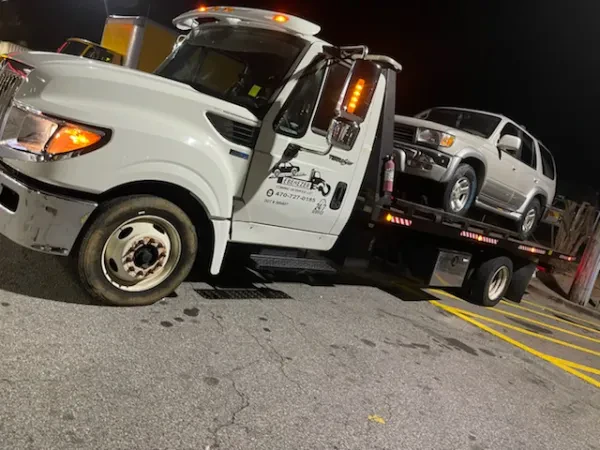 Ebenezer Towing Services LLC - photo 4