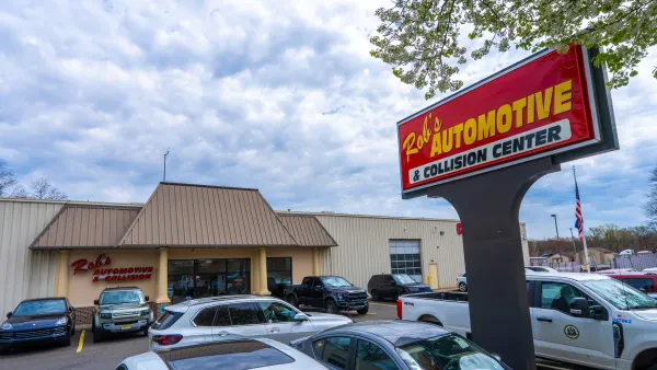Rob's Automotive & Collision Center - photo 2