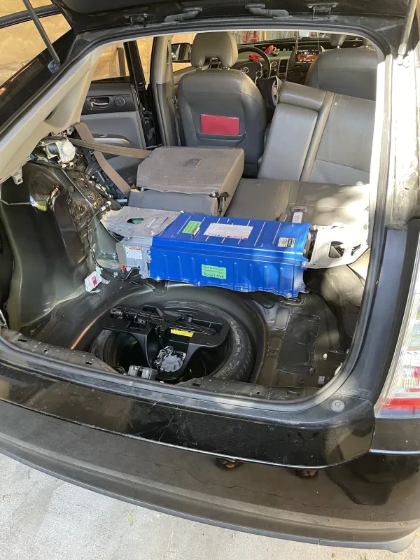 Hybrid Battery Swap - photo 4