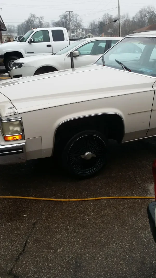 Velazquez Auto Rebuilders - photo 3
