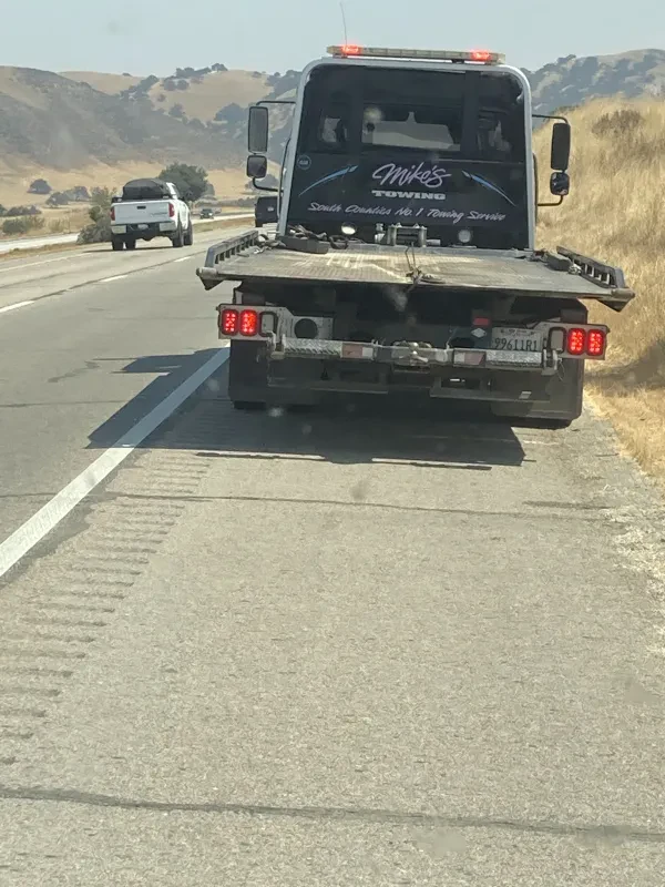 Mikes Towing - photo 4
