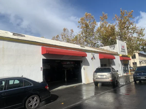 Menlo Atherton Auto Repair - photo 2