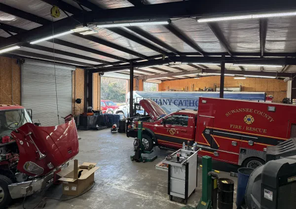Southern Specialized Truck & Trailer, LLC - photo 2