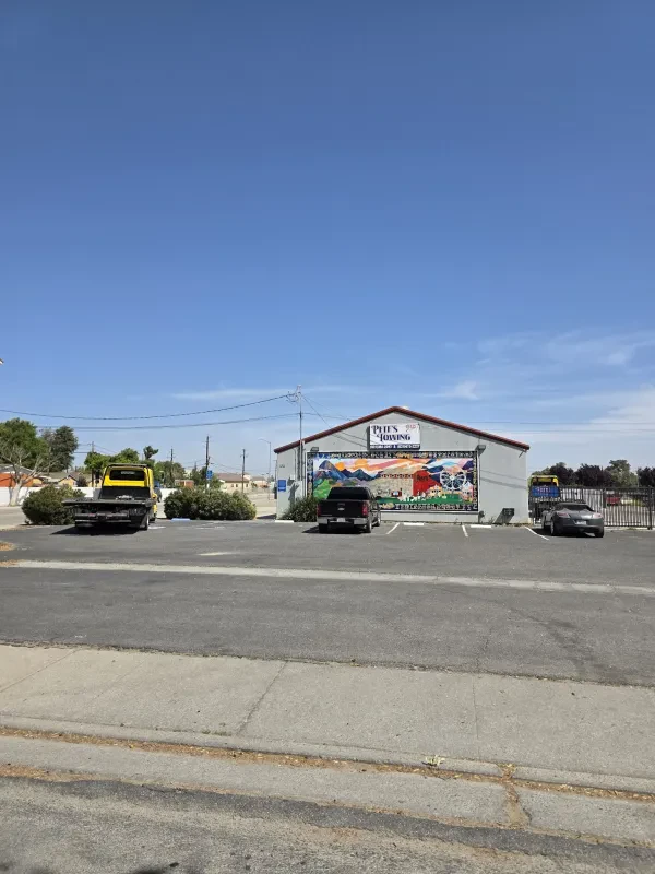 Pete's Towing - photo 3