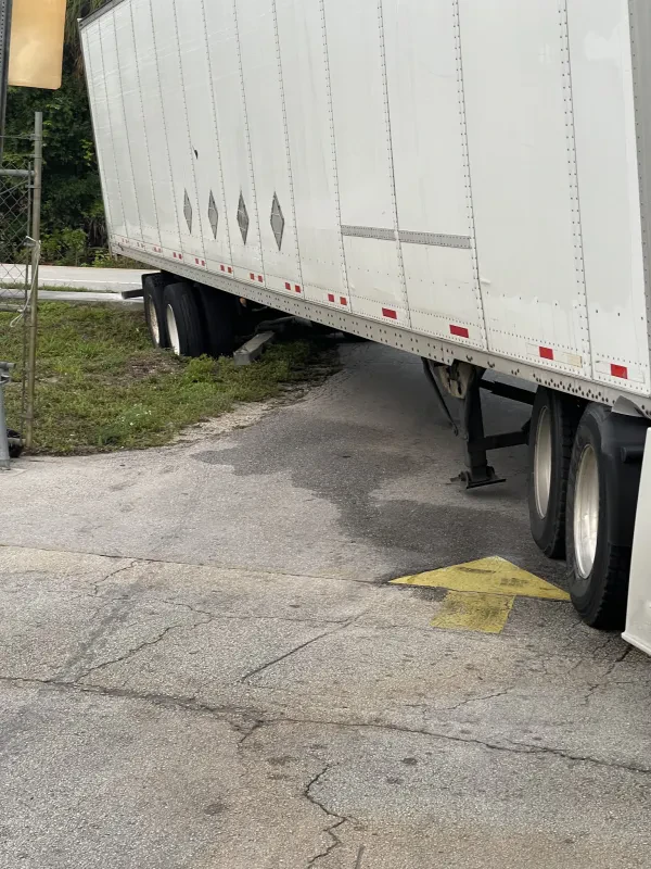 Collison's Towing - photo 3