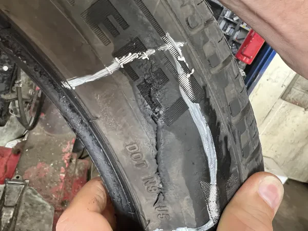 Sahara Tire Shop - photo 4