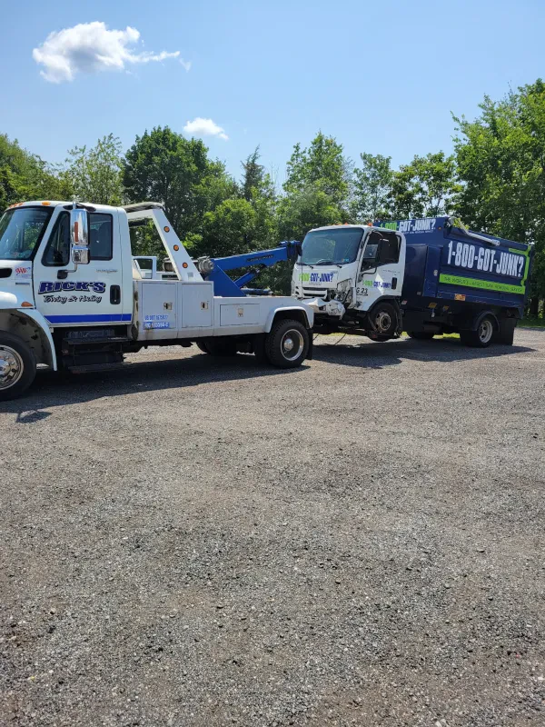 Rick's Towing & Hauling LLC - photo 2