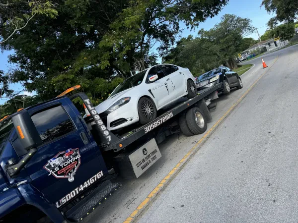 JLS towing services LLC - photo 2