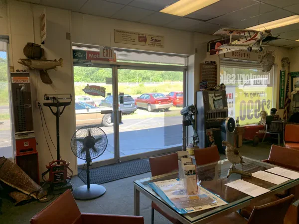 Riverside Motorcars LLC - photo 2