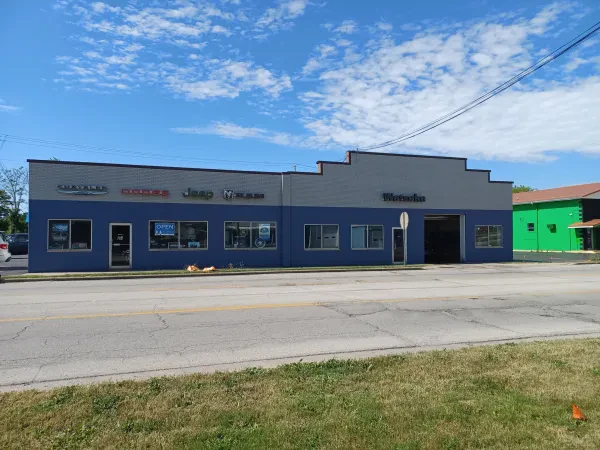 Watseka Chrysler Dodge Jeep Ram - photo 3