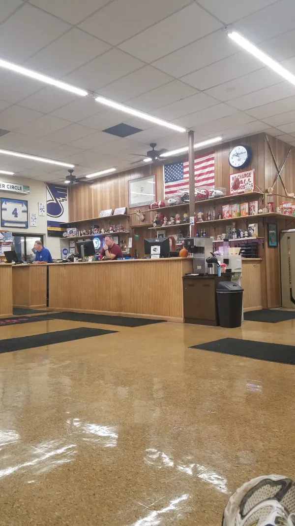 Combs Auto Service & Tire Center - photo 4