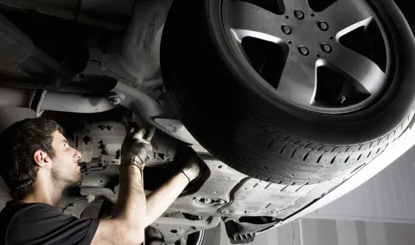 Robbie's Auto Repair - photo 3