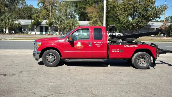 Dixie Hauling and Towing - photo 4